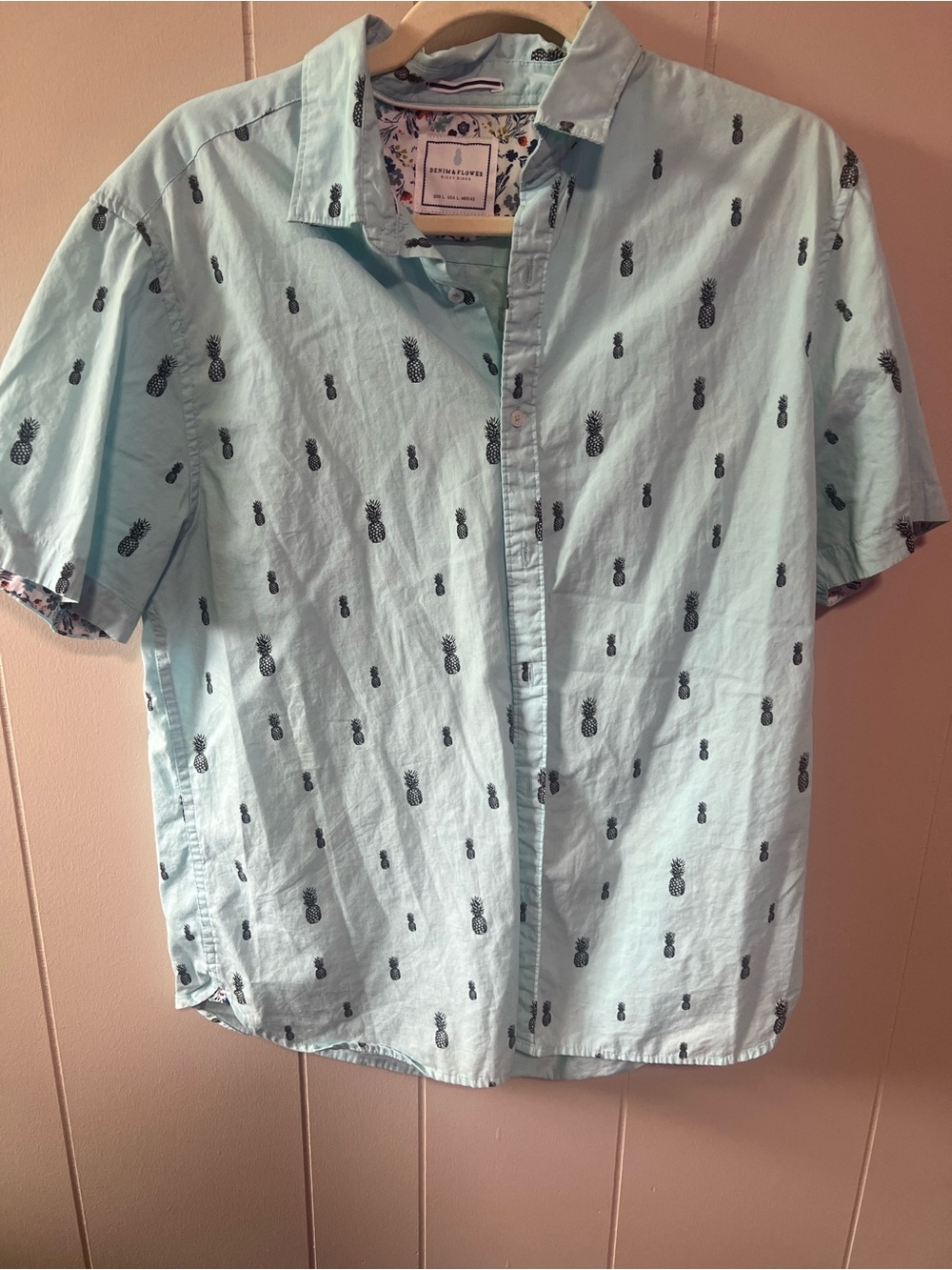 Denim & Flower Light Blue Short-Sleeve Pineapple Print Shirt